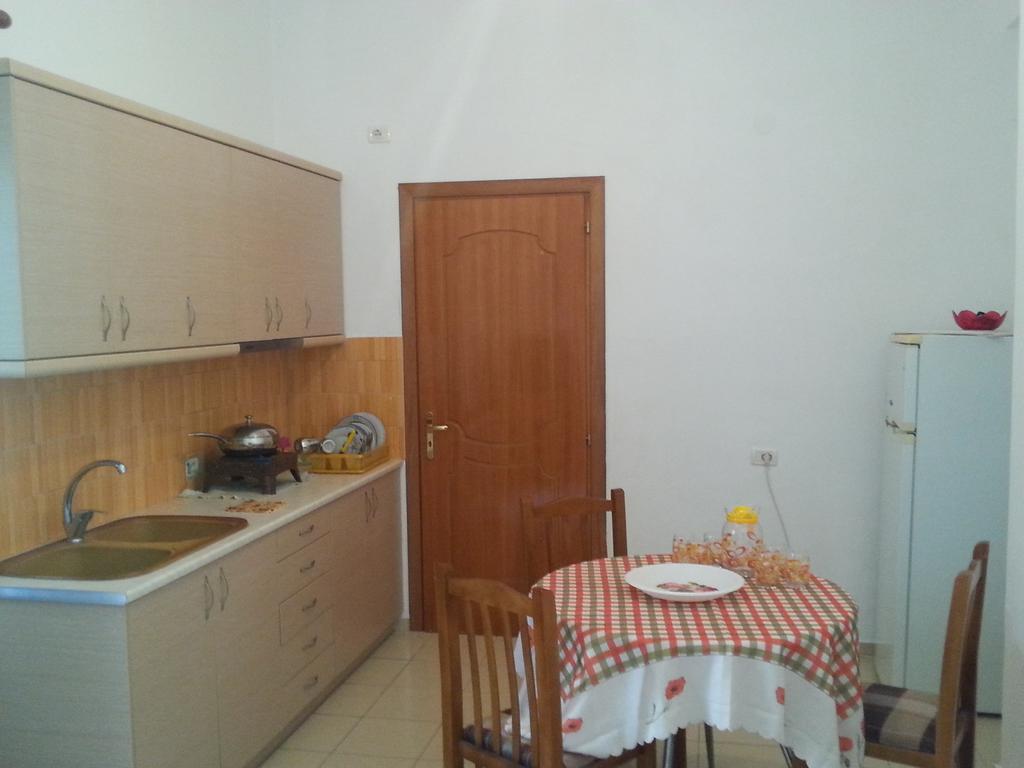 Baci Apartments Ksamil Szoba fotó